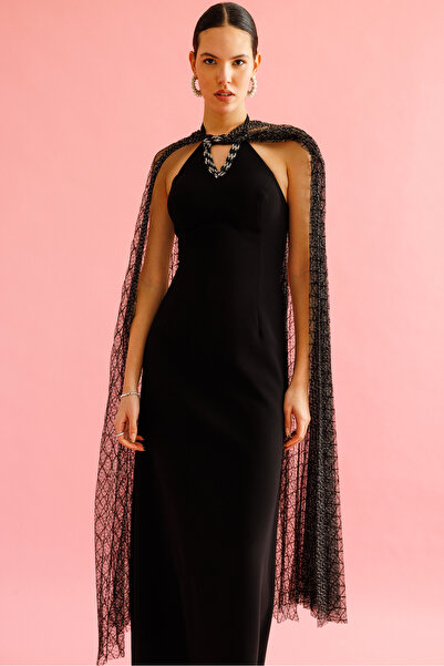 Nefeli Dantel Pelerinli İşleme Detaylı Abiye Elbise