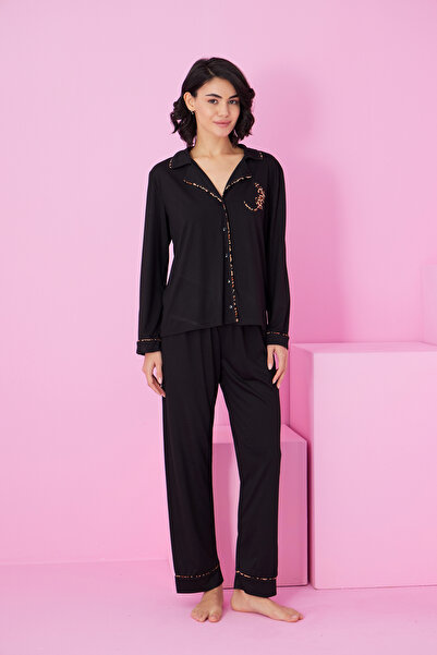 Siyah İnci siyah Gömlek Yaka Leopar Nakışlı Düğmeli Biyeli Uzun Kollu Viskon Pijama Takım