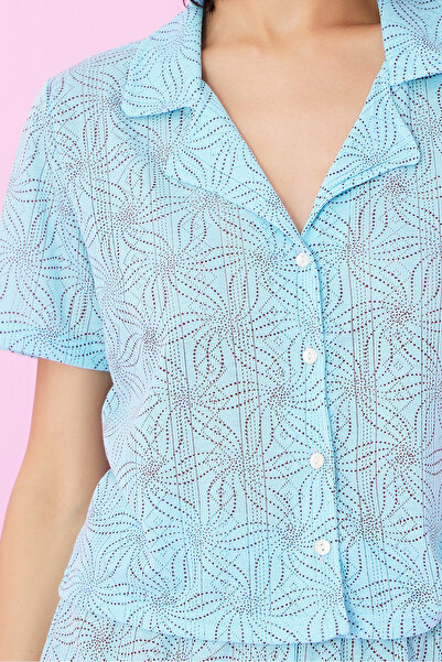 Siyah İnci mavi kahve çiçek desenli Pointel Ajurlu/Delikli Gömlek Yaka Örme Düğmeli Şort Takım