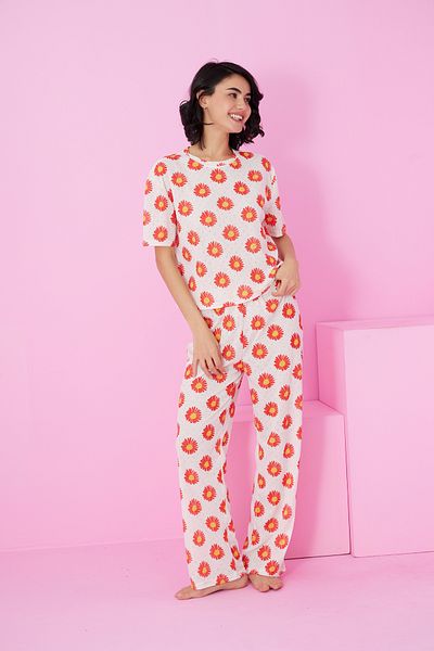 Siyah İnci White Red Daisy Pattern Pointel Openwork/Hole Crew Neck Knitted Pajama Set
