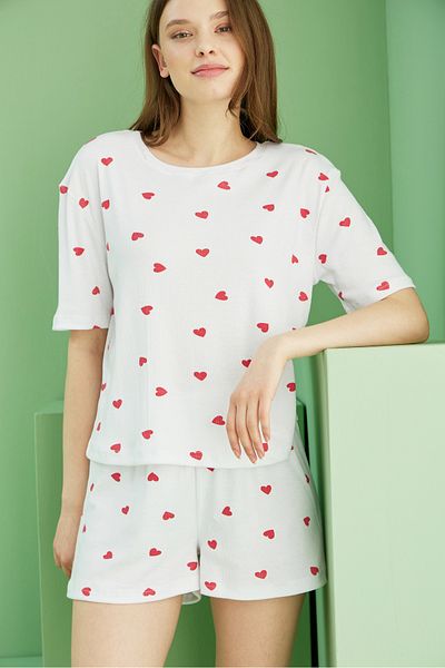 Siyah İnci White Heart Printed Ribbed Camisole Knitted Shorts Set