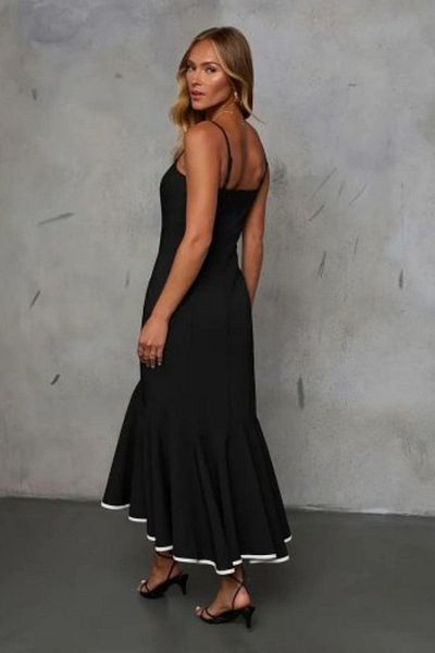 Mossta Thin Strap Flywheel Detailed Midi Dress Black