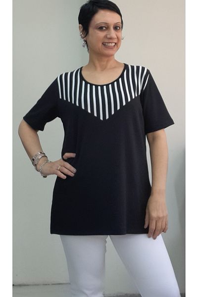 Mertcan Butik Black Front Black and White Color Block Hollow Neckline Short-Sleeve Combed Viscose T-Shirt