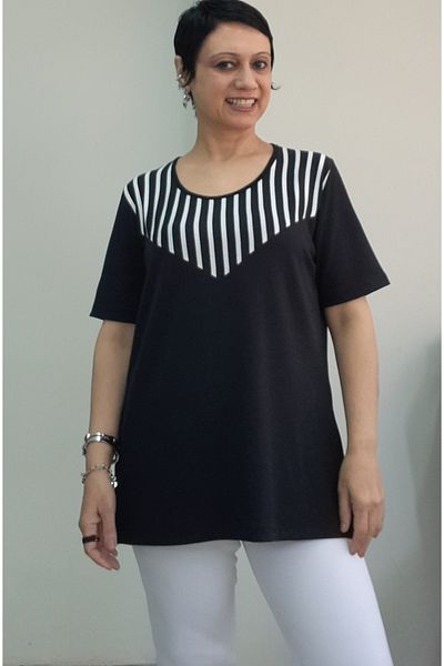 Mertcan Butik Black Front Black and White Color Block Hollow Neckline Short-Sleeve Combed Viscose T-Shirt