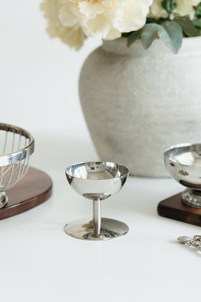 Dekorzdükkan Metal Leg Presentation Stand (Stainless Steel)