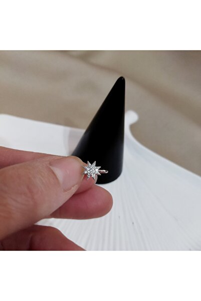 KIZÇE TAKI AKSESUAR Minimal Yıldız Model Zirkon Taşlı Earcuff Gümüş Renk Kadın Kıkırdak Küpe