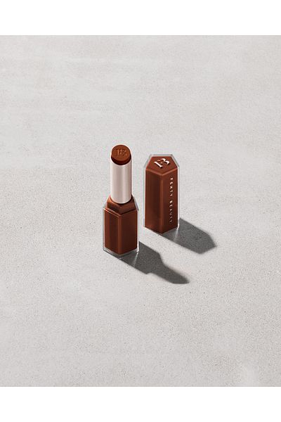 FENTY BEAUTY GLOSS BOMB STIX HIGH-SHINE GLOSS STICK - Hot Chocolit - rich brown