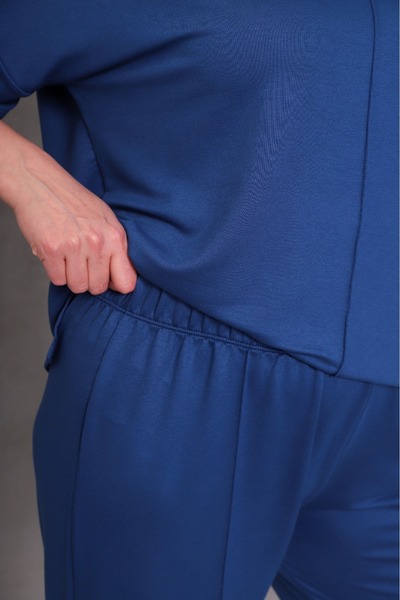 Esina Дамски спортен костюм с кристална материя, дължина на капри