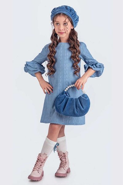 vestitino Rochie tăiată din valon cu pălărie și geantă
