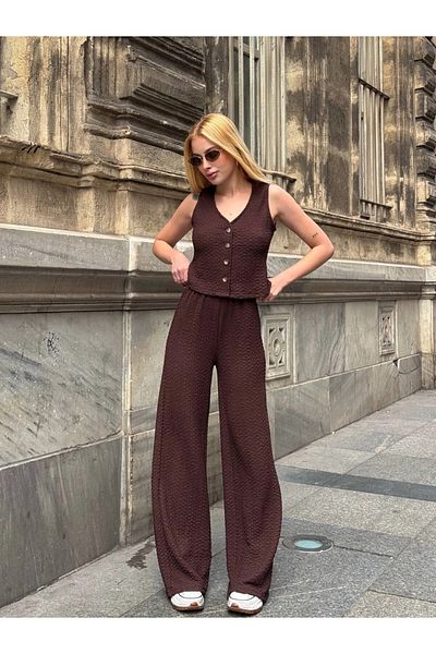 hazelin Women's Brown Seersucker Fabric Vest and Pants Two-Piece Set