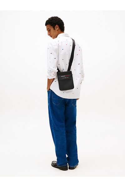 Tommy Hilfiger Tommy Hilfiger Men Black Foundation Mini Crossover Bag