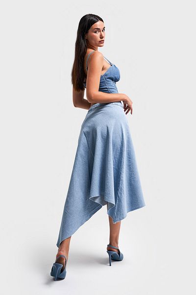 its basic Fusta de damă din denim de culoare zăpadă cu croială asimetrică