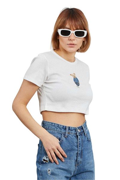 just take Women's Teddy Bear Printed Oversize Crop Top Casual Elegance and Comfort