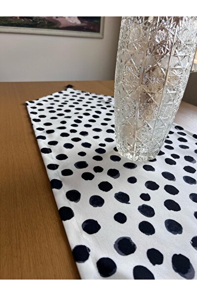 TUĞÇE DEMİR HOME DESIGN İRİ PUANTİYE DESEN RUNNER