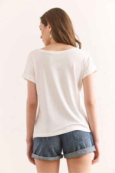 Olalook Women's Ecru Knitted Viscose Blouse with Guipure Detail on the Shoulder Blz-19002929