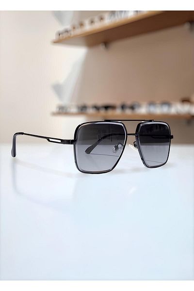 Eyesofia Dika Crystal Unisex Black Gradient Sunglasses