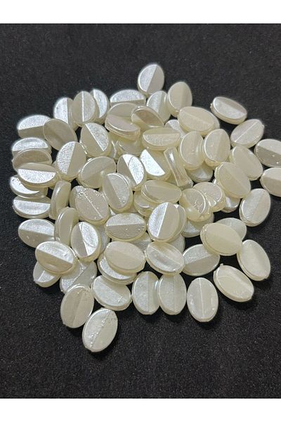 BEİLYS COSMETİCS & ACCESSORY Ellipse Model Pearlescent Cream Color Perforated Pearl 100 Pcs (10mm.)