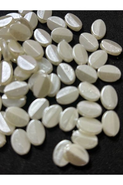 BEİLYS COSMETİCS & ACCESSORY Ellipse Model Pearlescent Cream Color Perforated Pearl 100 Pcs (10mm.)
