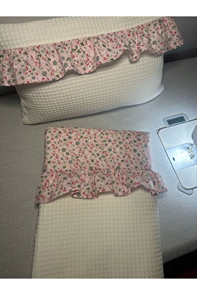 Blue Atelier %100 Pamuk Fırfırlı Çıtır Çiçek Desen Krem Bebek Pike Takımı