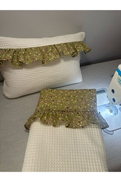 Blue Atelier %100 Pamuk Fırfırlı Çıtır Çiçek Desen Krem Bebek Pike Takımı