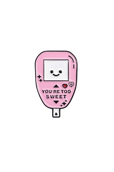Choice QHXZ2119 Funny Glucometer Flower White Coat Brooch Enamel Pins Medicine Instrument Brooch Bag Lapel