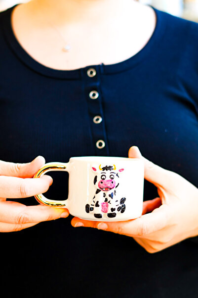 Özce Art Ceramic Atelier كوب بتفاصيل من الذهب عيار 24 قيراط بنمط البقرة سعة 2...