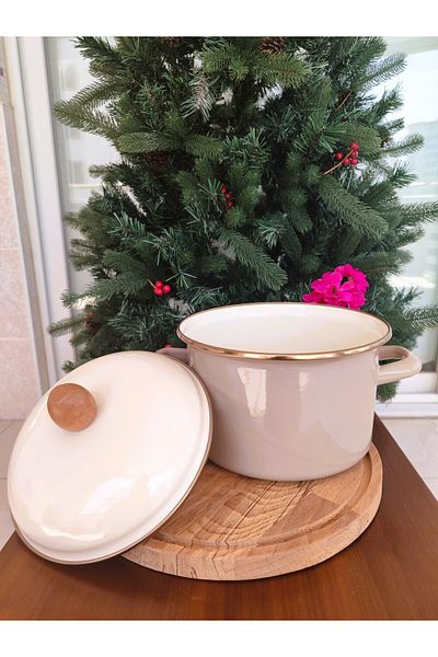 Madame Coco Bonneville Pot - Beige Color - 18 cm