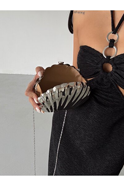 ALTUDA Chain Shoulder Bag - Shell Design
