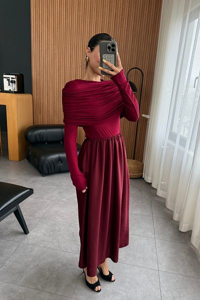 candybia Burgundy Madonna Hunter Dress Closed Collar