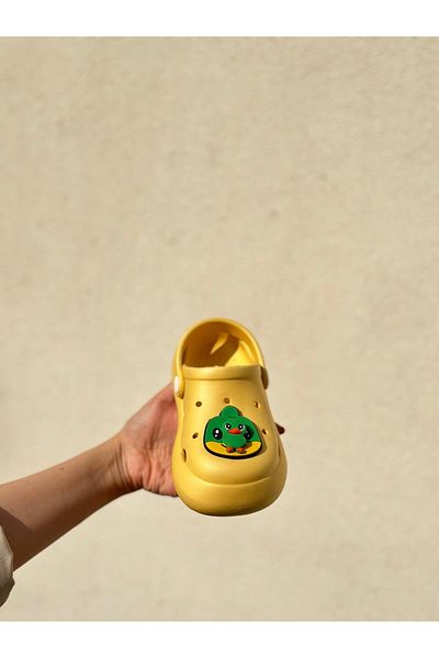 Bold Boutique Children's Slippers with Movable Figures, Non-Slip Sole, Sea Beach Pool Slippers