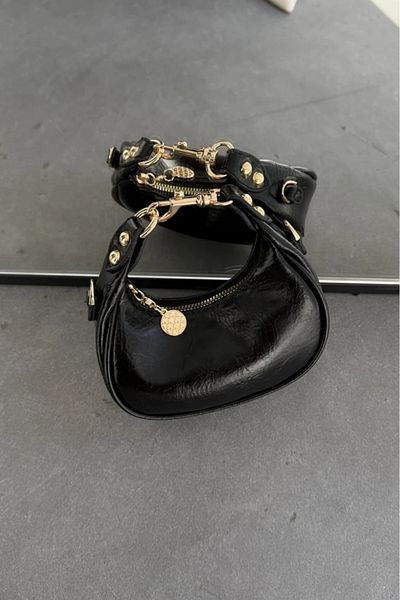 LEONAS Accesoriu detaliat pentru femei de mărime mini - Geantă de mână și de umăr neagră Miusa