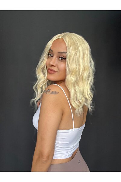 Suzan Peruk Küt orta boy Doğal dalgalı Perçemsiz Tepe kısmı cilt deri görünümlü peruk