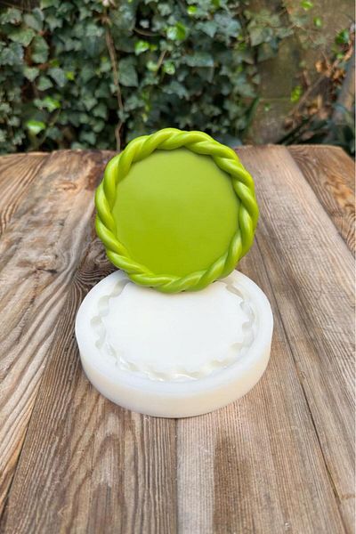 RufusConcept Silicone Tray Mold with Circular Rope Edge