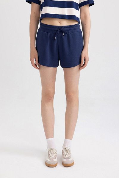 DeFacto Kurze Basic-Shorts mit normaler Passform und normaler Taille C7600ax24sm