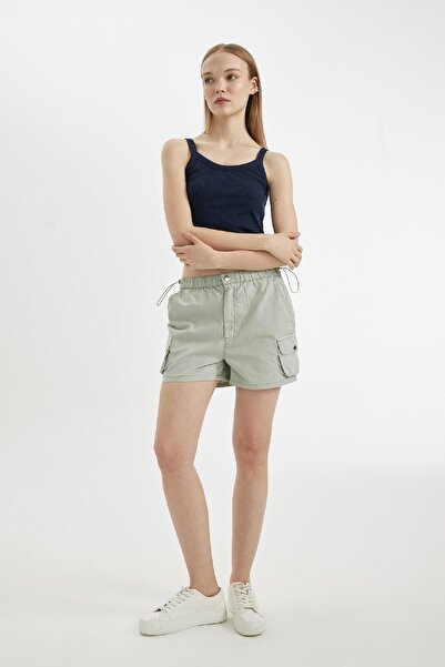 DeFacto Coool %100 Pamuk Regular Fit Normal Bel Kısa Paça Gabardin Şort A3688AX24HS