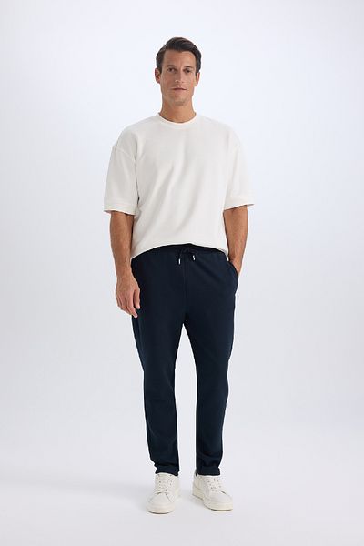DeFacto Jogginghose aus Twill, schmale Passform, schmale Passform, Schnürung an der Taille, Taschen, gerades Bein 3195187