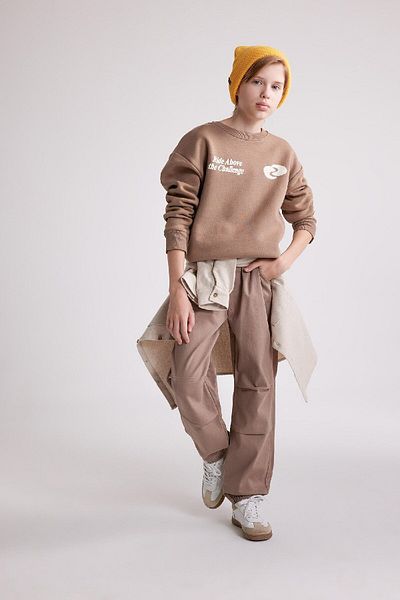 DeFacto Boy's Gabardine Jogger Pants - Pockets, Elastic Waist and Legs C7577A824Wn