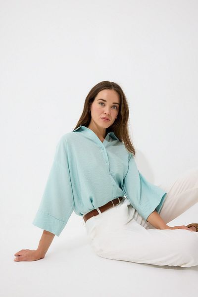 DeFacto Regular Fit Apaş Kragen Baisc Plain Langarmshirt E5946AX25SP