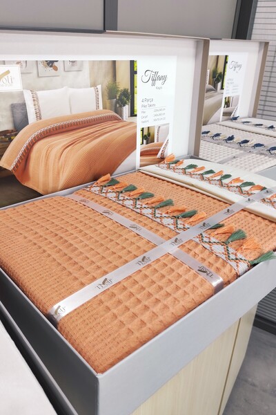 Sevim Çift Kişilik 4 Parça Püsküllü Havuz Pike Takımı