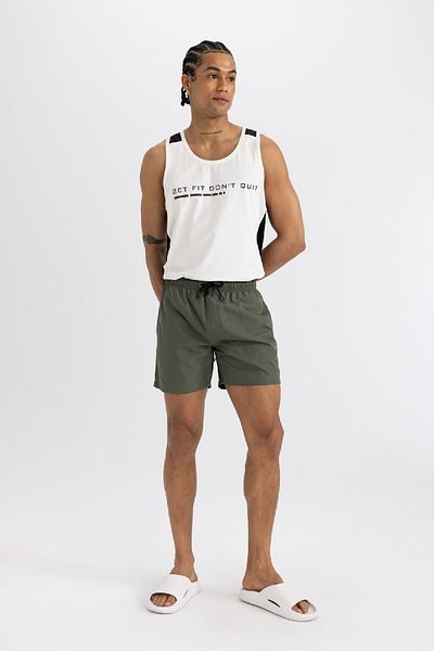 DeFacto Kurze Badeshorts mit Netzfutter - X2955az24hs