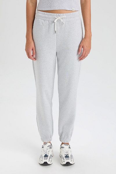 DeFacto Jogger Sweatpants - Χοντρό, ελαστική μέση, κορδόνια, ίσια τσέπη W1505az24wn