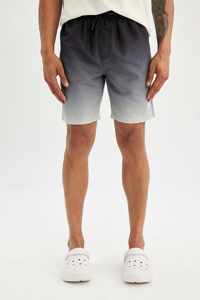 DeFacto Badeshorts mit Farbverlauf-Print und normaler Passform – Netzfutter, über dem Knie Z6873AZ24HS
