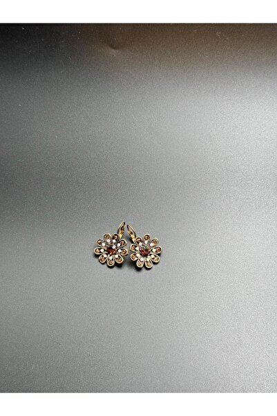 GizemCinar Kararmaz El Yapımı Margueritte Küpe