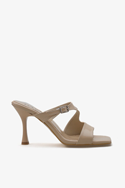 LOJO Women's Belt Buckle Detailed Heel Casual Slippers Ferlep