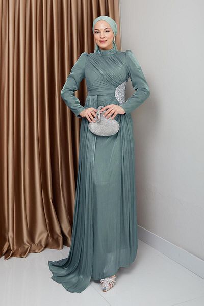 Olcay Abendkleid aus Seide mit Steinen und Raffungen und großer Taille, grünes Modell 1233