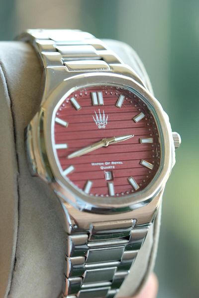 WATCHOFROYAL Novatick Silver Claret Red Wristwatch