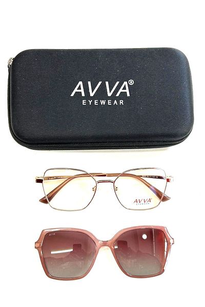Avva 5605 C2 Polarized Clip-On Women's Sunglasses