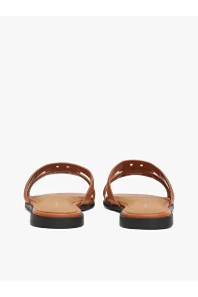 Tommy Hilfiger شبشب نسائي بشريط شعار Fw0Fw08671Gpa