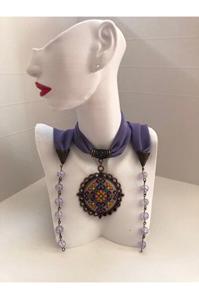 Tomars Kanaviçe Fular Kolye