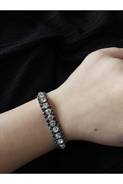 Avcıoğlu Aksesuar سوار نسائي مكون من 3 صفوف من حجر الزركون والكريستال ومطلي ب...